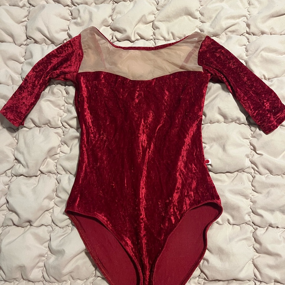 Yumiko leotard half sleeves